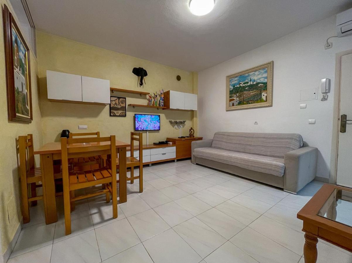 Apartamentos Cel Blau Санта-Эулалия-дель-Рио Экстерьер фото