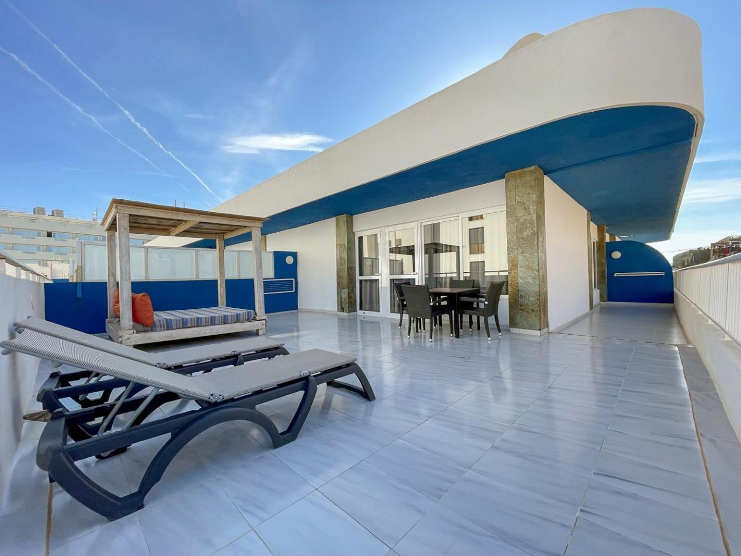 Apartamentos Cel Blau Санта-Эулалия-дель-Рио Экстерьер фото