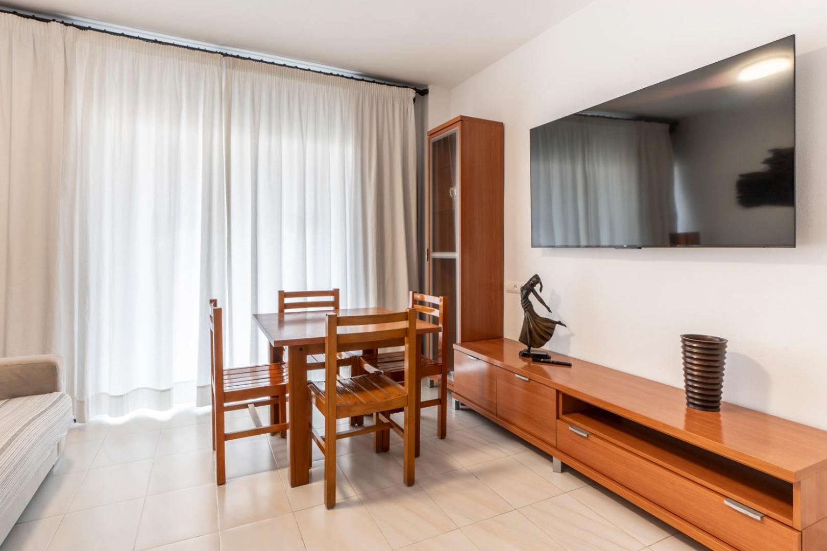 Apartamentos Cel Blau Санта-Эулалия-дель-Рио Экстерьер фото