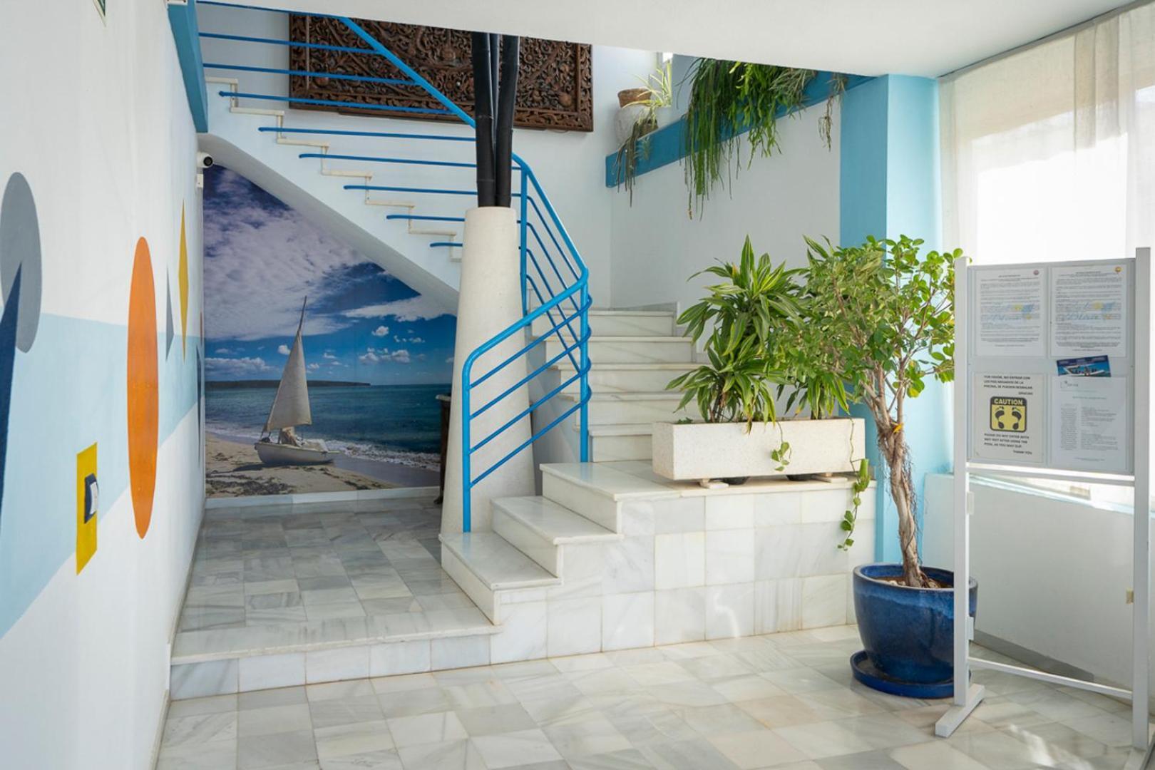 Apartamentos Cel Blau Санта-Эулалия-дель-Рио Экстерьер фото